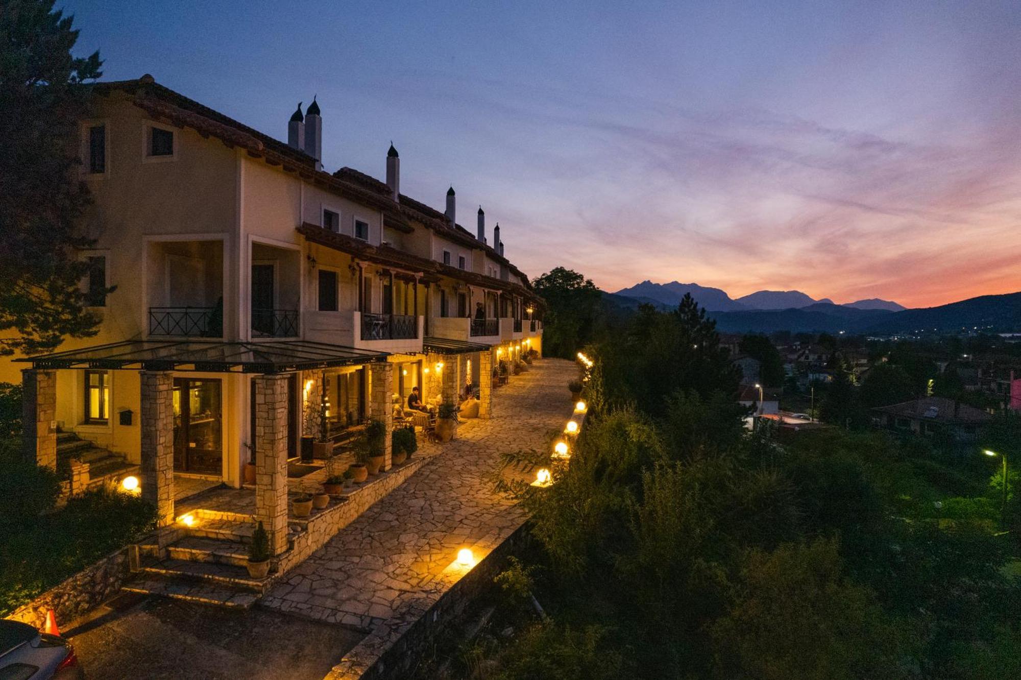 Archontiko Zafeiropoulou Hotel Kalavryta Buitenkant foto